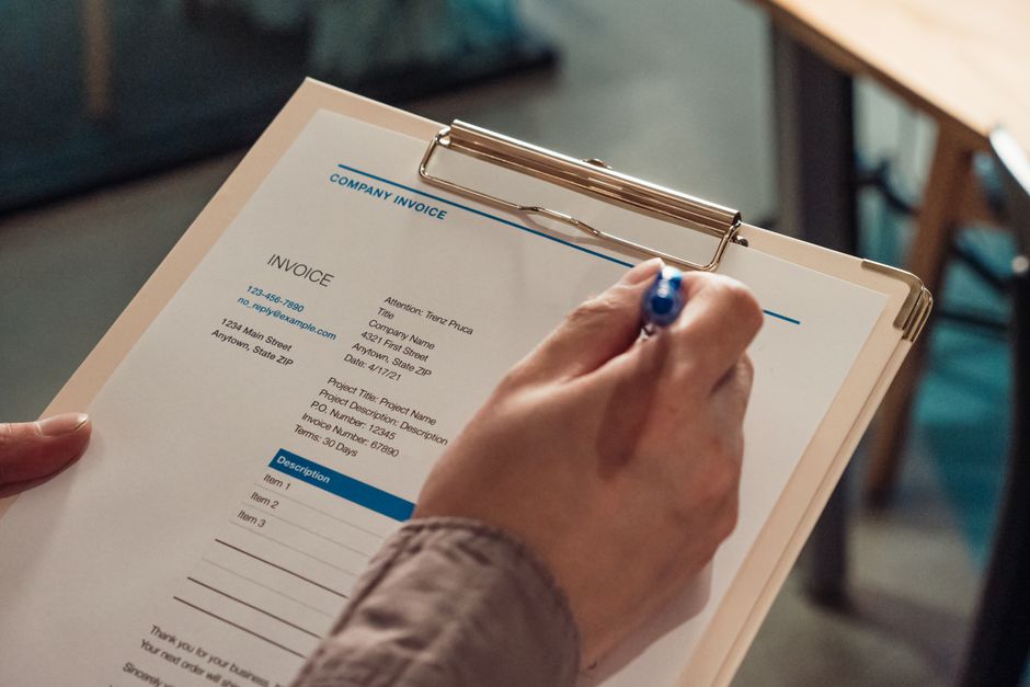 Free invoice template for Google Sheets showing line items, quantity, rate and total due columns